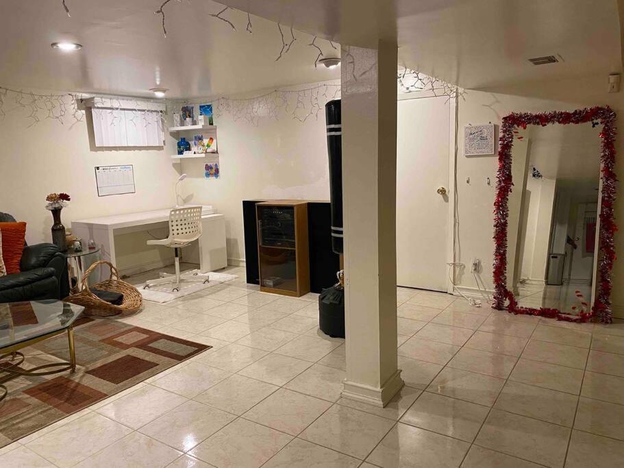 Appartamento Treasure In Queens New York Esterno foto